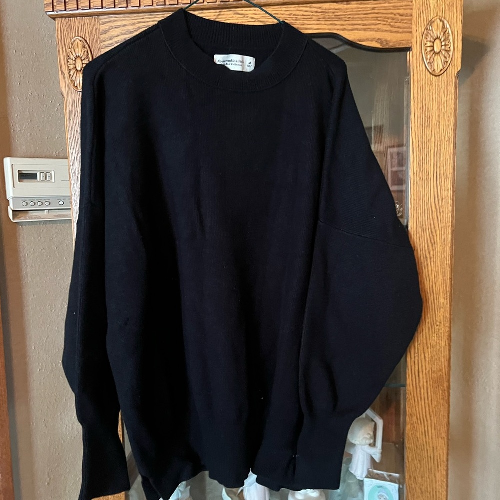 Abercrombie & Fitch Women’s Sweater Size Medium